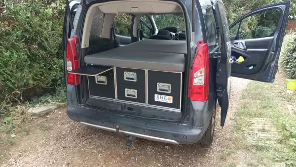 ulendo kit noir Berlingo aménagé